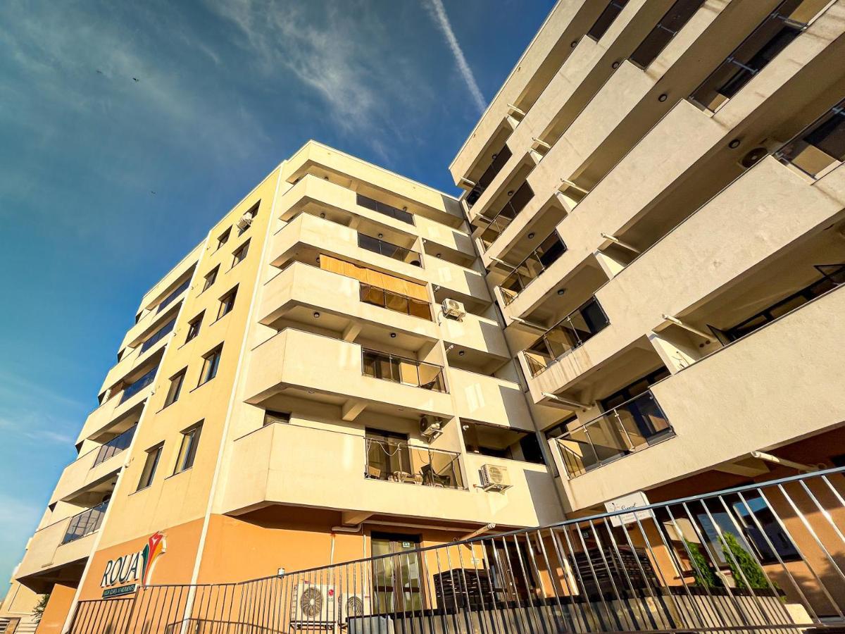 Uniquemoments Airport Apartment & Secure Parking & Airport Shuttle Iasi Exterior foto